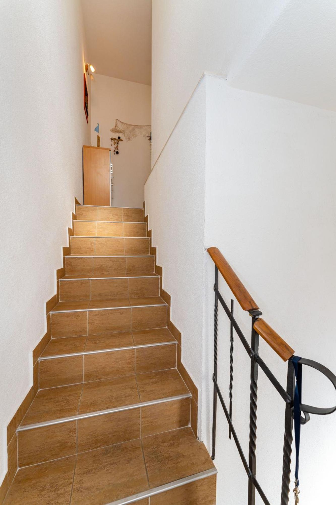 Apartmenthouse Ivana Бетина Екстер'єр фото