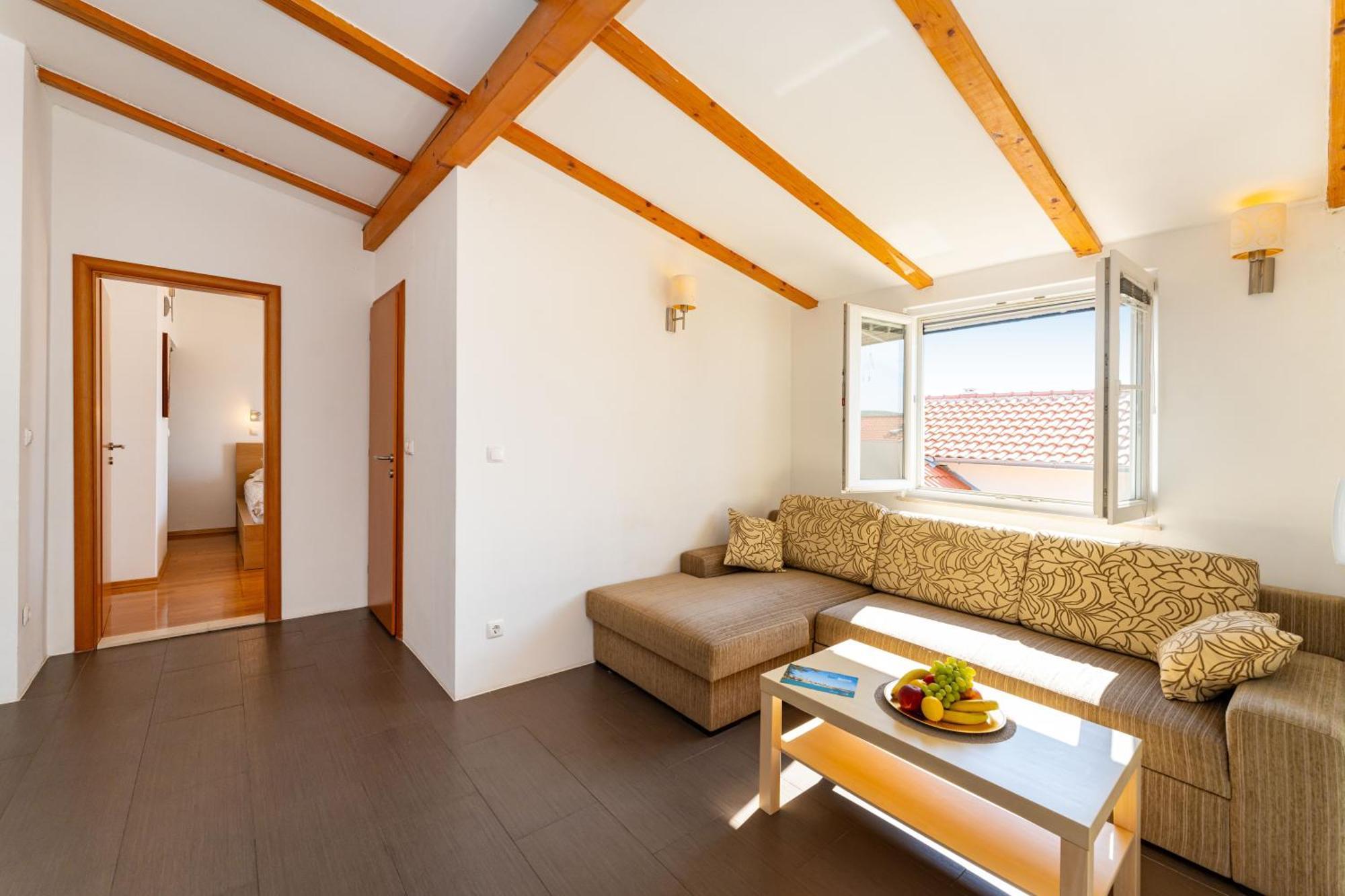 Apartmenthouse Ivana Бетина Екстер'єр фото
