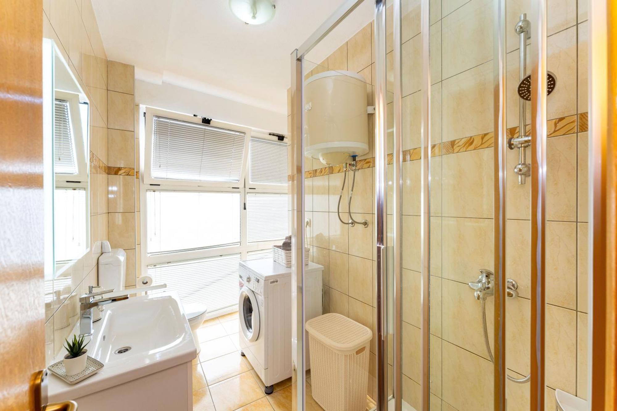 Apartmenthouse Ivana Бетина Екстер'єр фото
